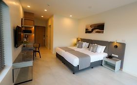 รอยัล ฮิลล์ กอล์ฟ รีสอร์ต แอนด์ สปา (SHA Extra Plus)